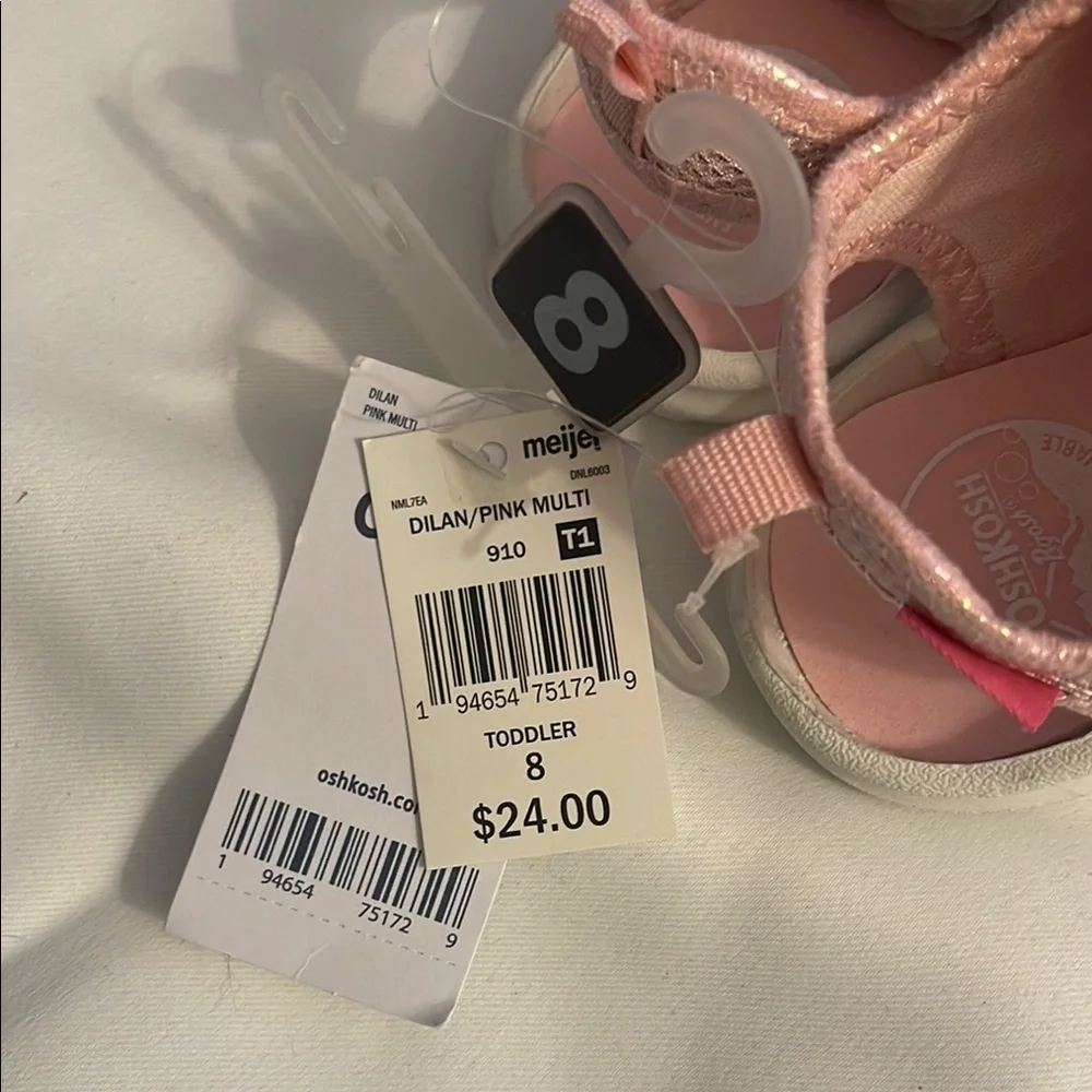 Carter’s Pink‎ Kids Shoes size 8